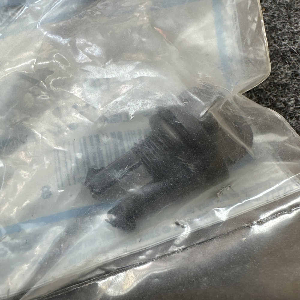 Genuine Mercury Quicksilver 19-887609 Plug-Vent OEM