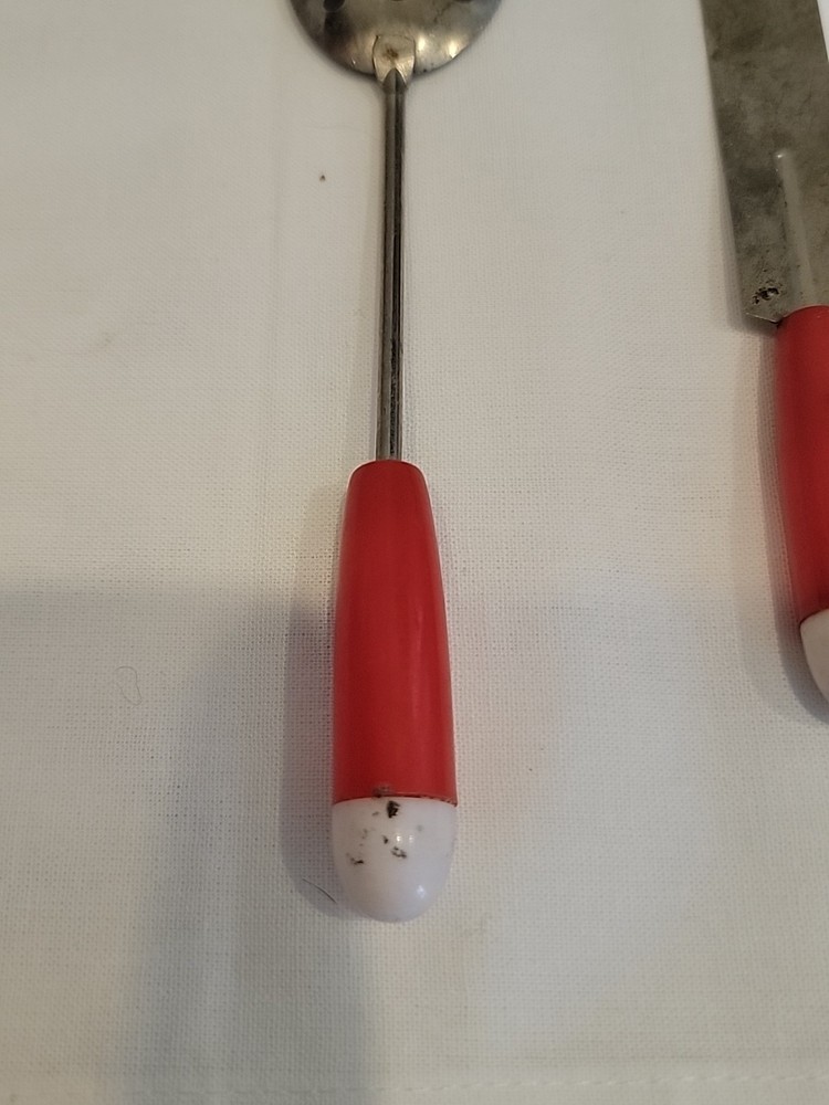 Vintage Red White Plastic Handle Childs Strainer Serving Spoon And Spatchula