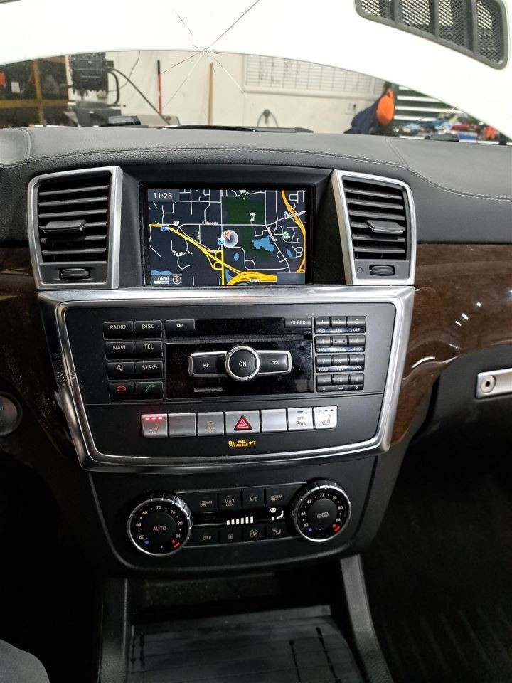 2014 Gl450 Display Screen Sku#4421942