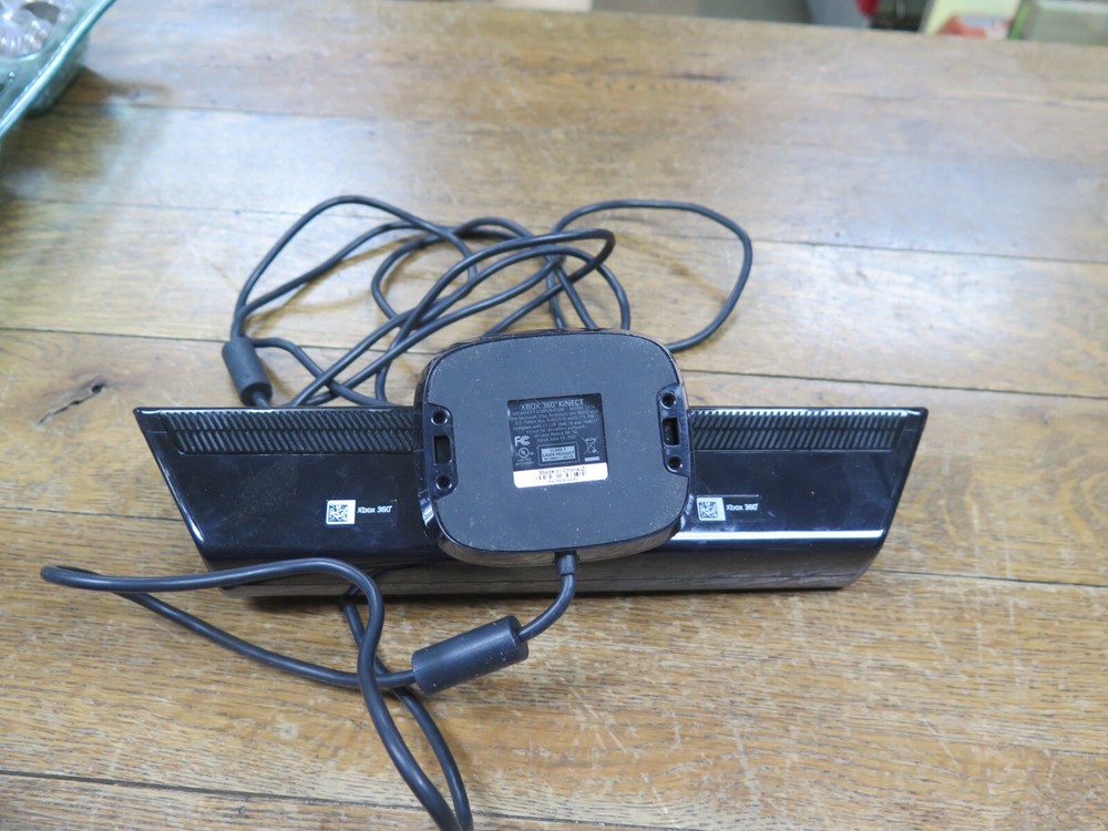 Microsoft 1414 Xbox 360 Kinect Sensor Bar Only - Black - Tested Working