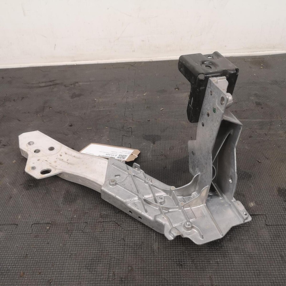 Lh Headlight Bracket Left Mercedes E Class E 300 Amg Line 2017-2022 1991ccpetrol