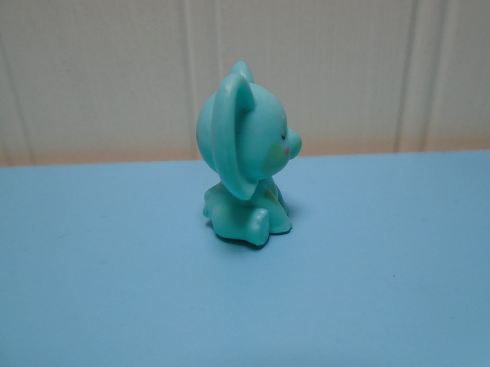 MICRO MINI BLUE ELEPHANT 1" PVC FIGURE UNBRANDED (MA415B)