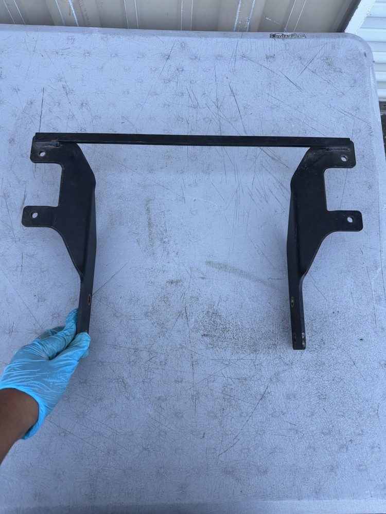 Harley Davidson Tri Glide Vance & Hines Muffler Support Mount Bracket 697-P