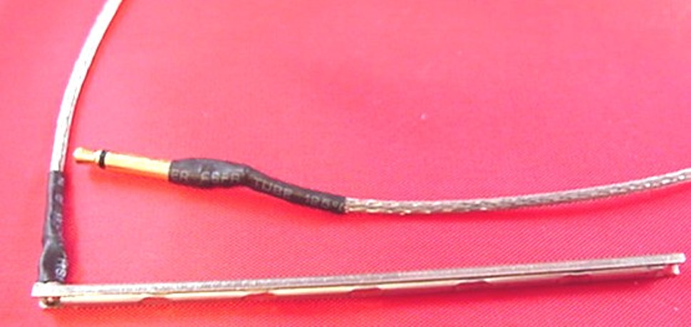 PRE-AMP EQUALIZER KIT AND PICKUP FOR GUITAR EQ8030