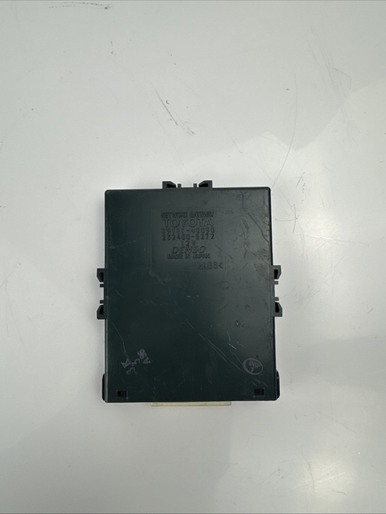 2007-2009 LEXUS RX350 MULTIPLEX NETWORK GATEWAY CONTROL MODULE 89111-48090 OEM
