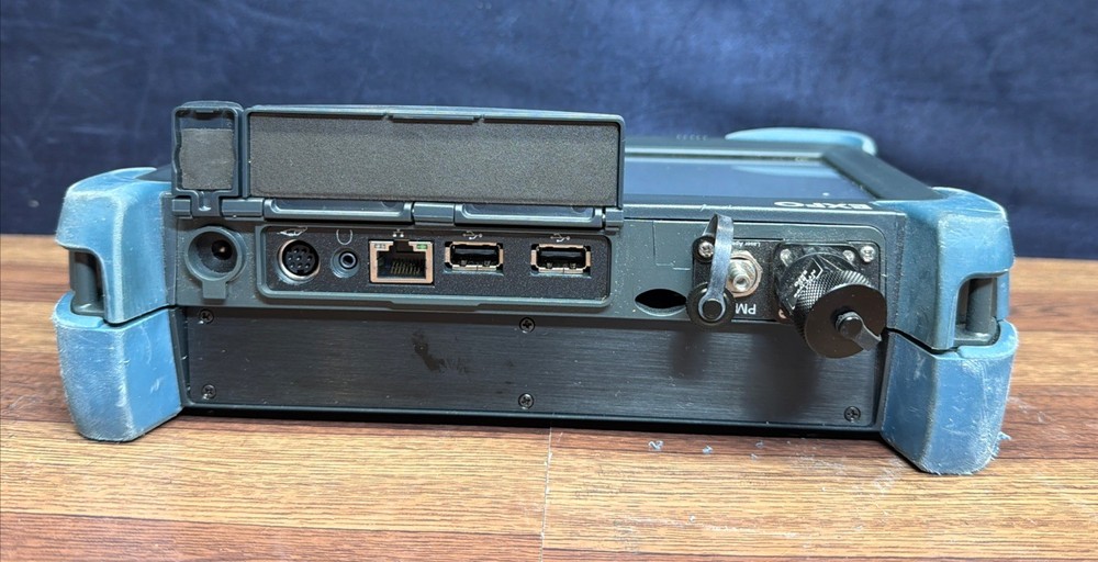 EXFO FTB-1-S1-8G OTDR Optical Time Domain Reflectometer