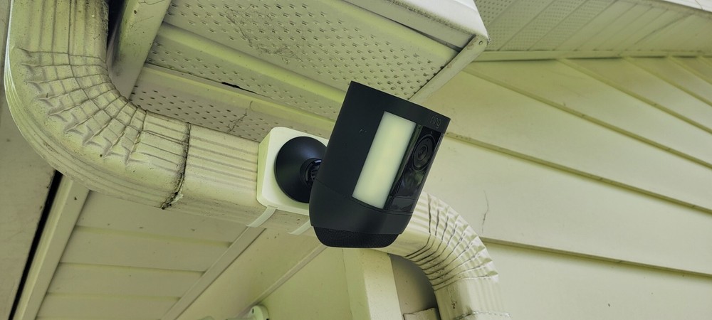 Horizontal Downspout Mount for Ring Spotlight PRO Camera