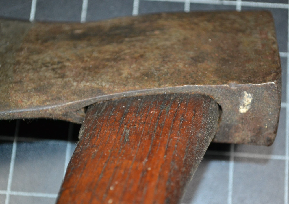 KEEN KUTTER - E. C. SIMMONS - ST. LOUIS - EARLY SINGLE BIT AXE