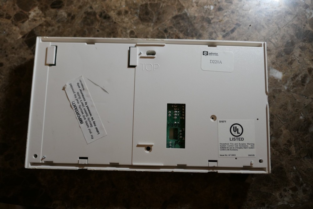 Radionics White Alarm Keypad D220A