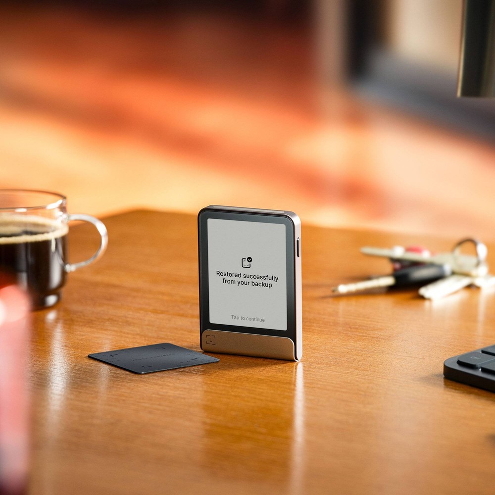 Ledger - Flex Crypto Hardware Wallet with Recovery Key - Graphite