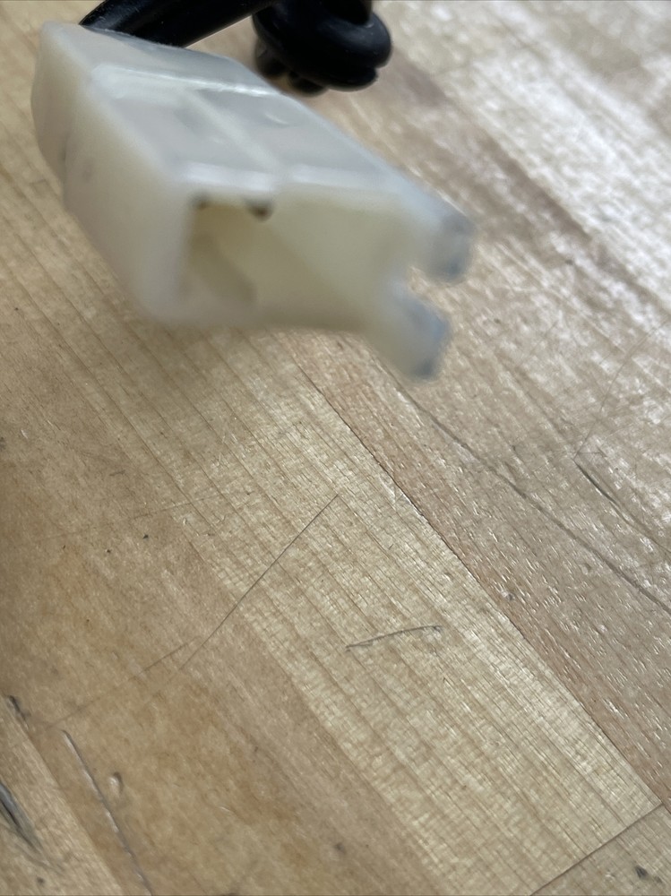 Singer 4525 Sewing Machine Light socket and Cord