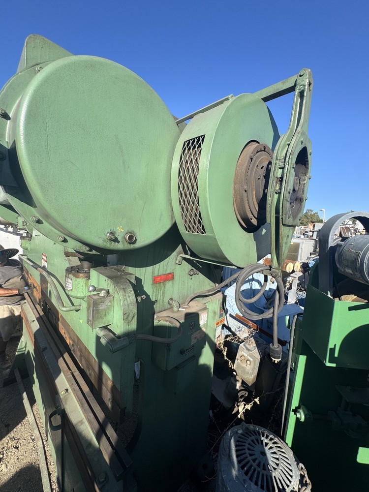 Verson 86 inch shear