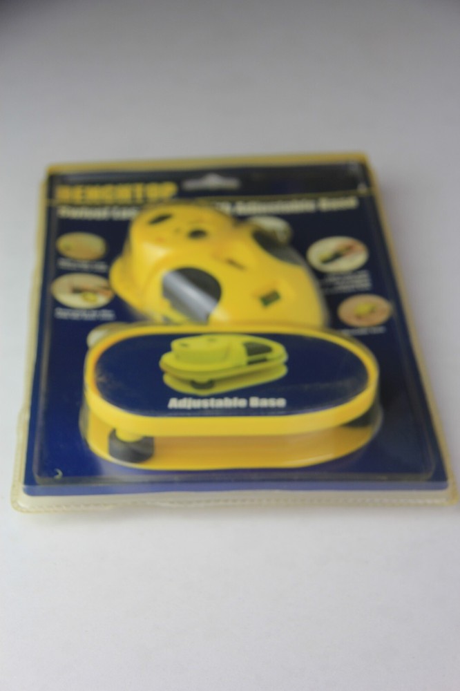 Benchtop swivel laser level with adjustable base