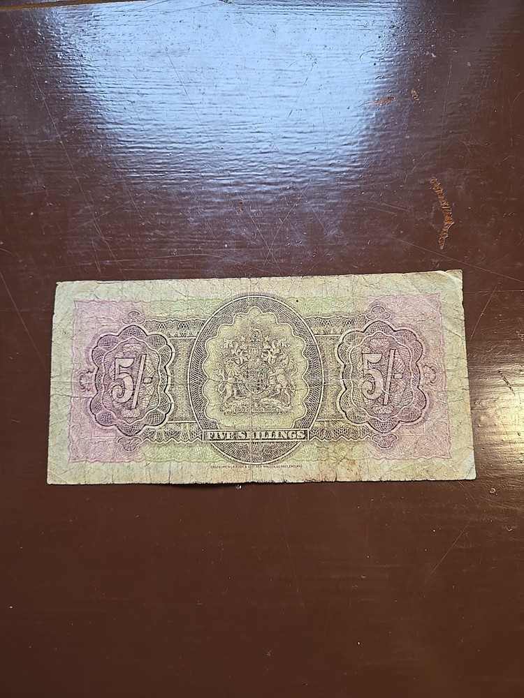 Bermuda 5 shillings P18 1952 circulated
