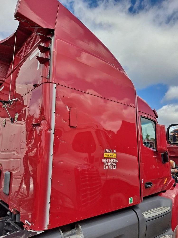 Replaces 2016 PETERBILT 579 CAB ,  GA