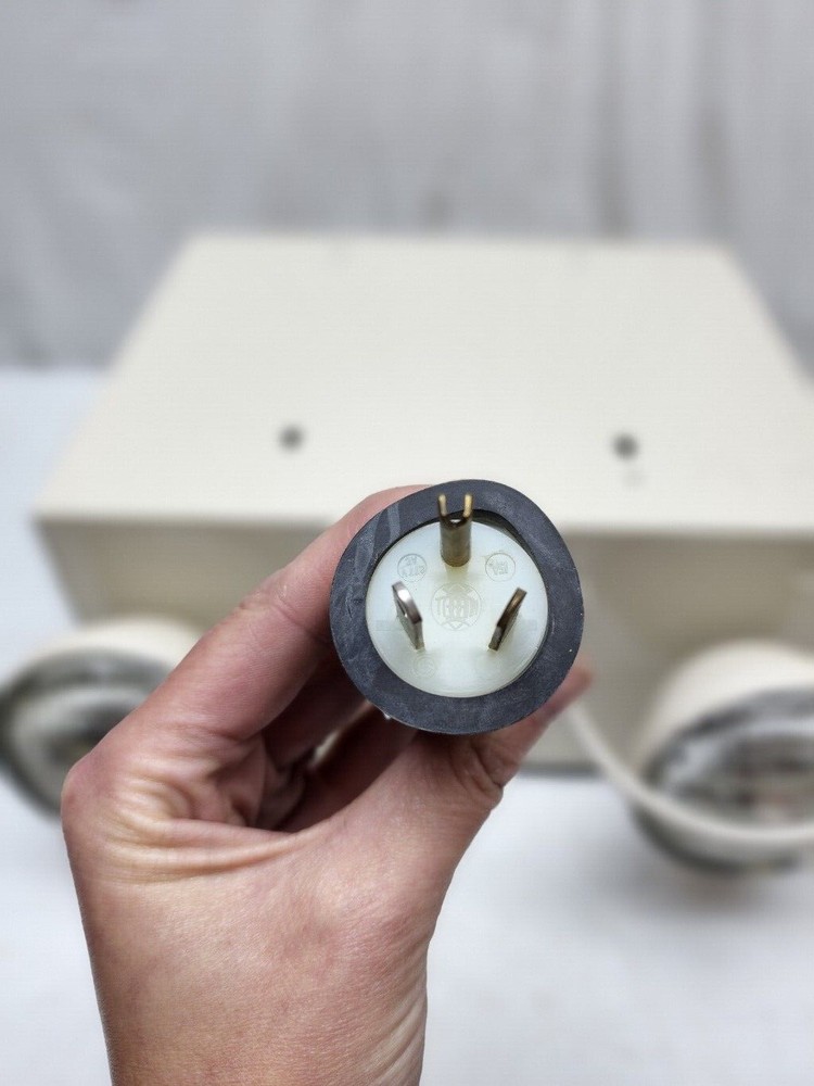 BIG BEAM EMERGENCY EXIT LIGHT H2IL6S36-P2-SD-20-277