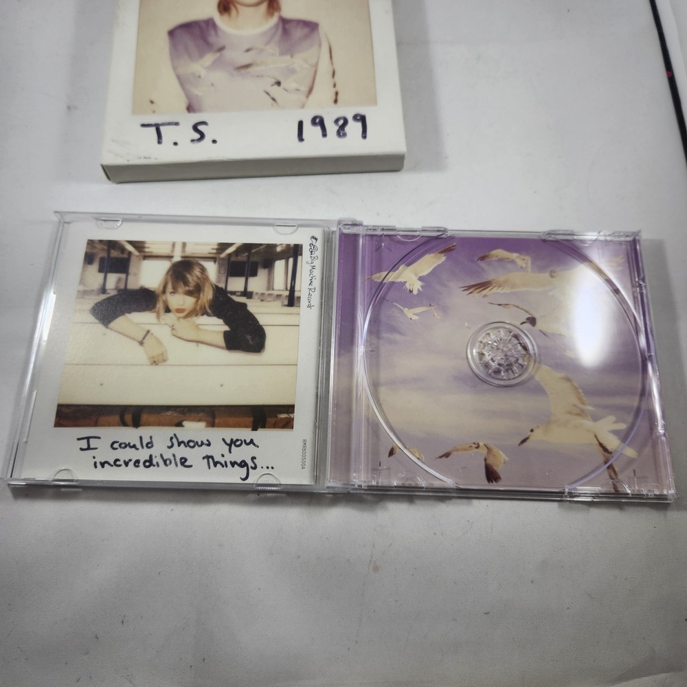Taylor Swift 1989 Taylor's Version CD Case ONLY