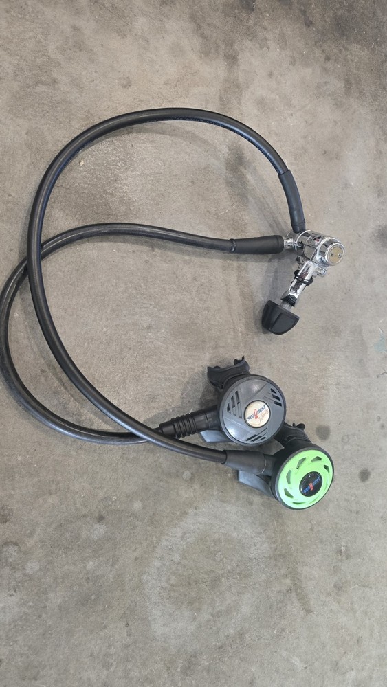 Seaquest Infinity first stage, Regulator and Second stage / Octo Plus MINT!!