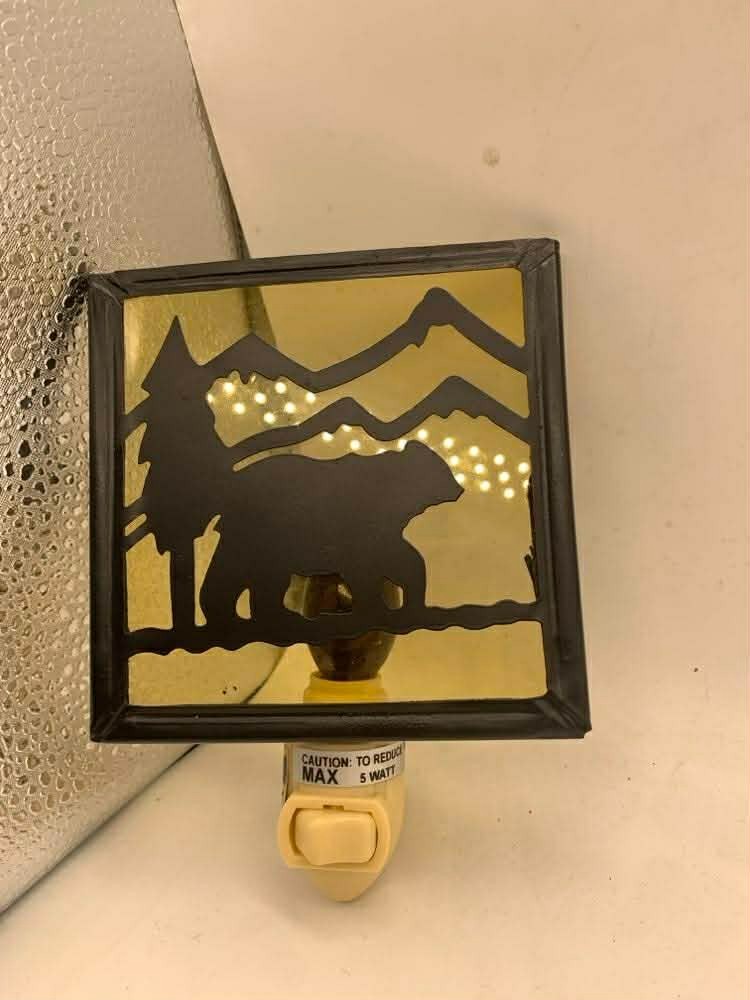 EUC Park Designs Lodge Rustic Bear and Mountain Theme Night Light