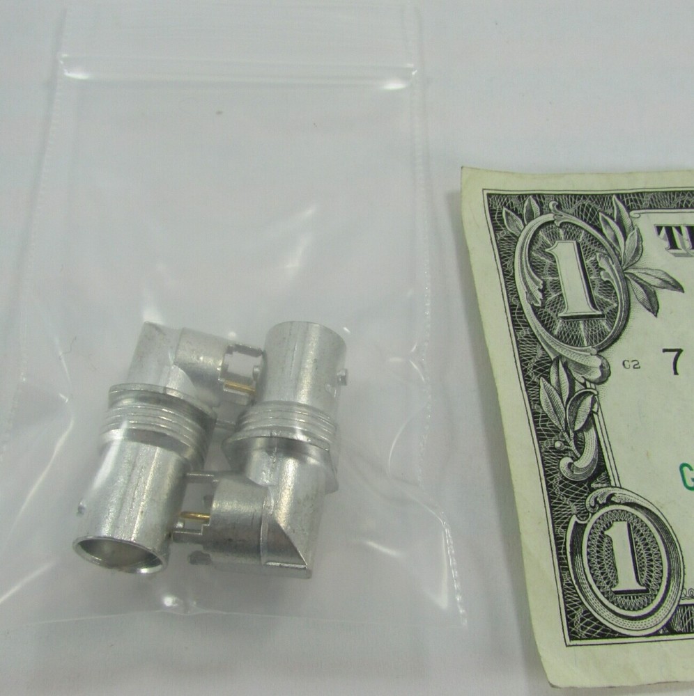 2 Tyco Amp BNC Connector Jacks, Female Socket 50 Ohm PCB Mount, Thru Hole Angle