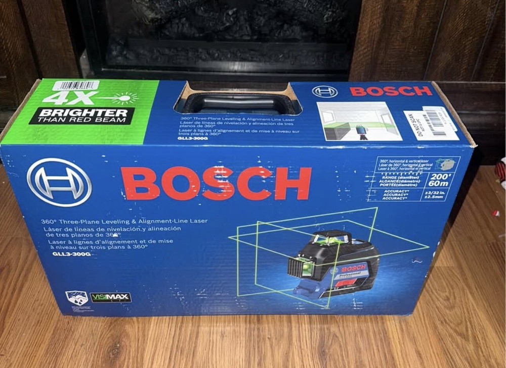 Bosch GLL3-330CG 200ft 360-Degree Green Three-Plane Self-Leveling & Alignment