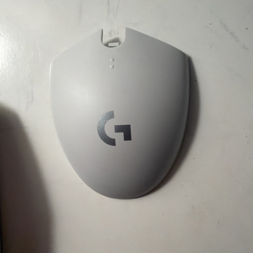 ROCCAT Kone AIMO Wired Gaming Mouse Logitech G305 bundle