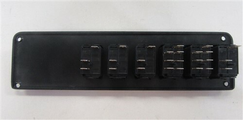 ILLUMINATED ROCKER SWITCH PANEL 10" X 2 3/4" BLACK PLASTIC MARINE BOAT
