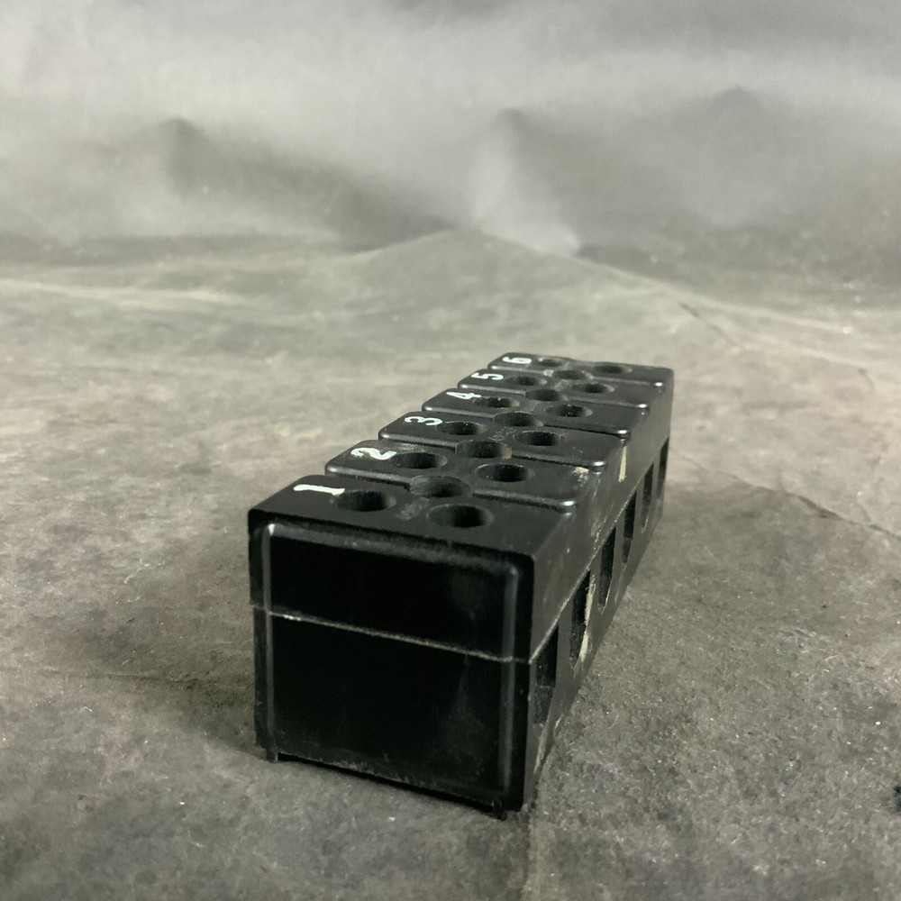 EAGLE CONNECTOR CORP. B-SERIES TERMINAL BLOCK ($10 OBO)