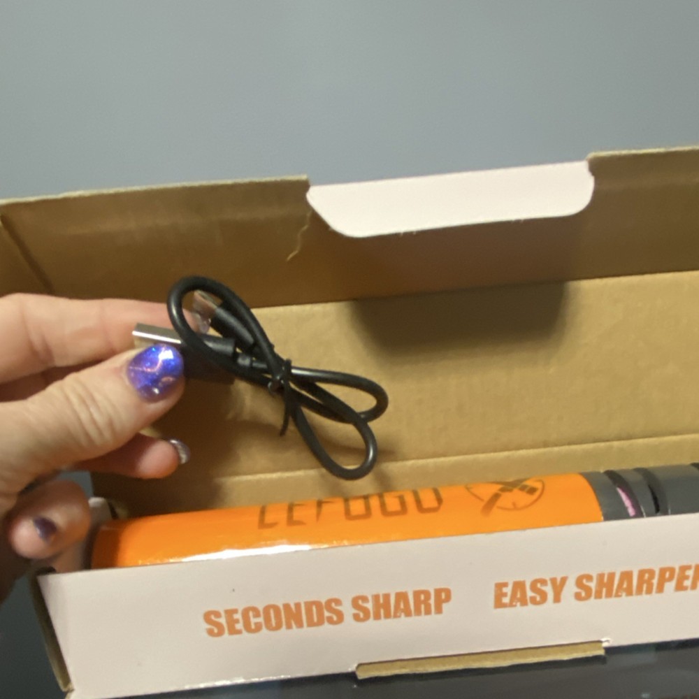 LEFUGO Electric Knife Sharpener Rapid Sanding Easy Sharpening Orange Black