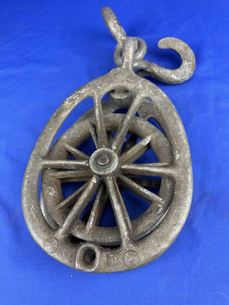 Antique Pulley w/ Grapple Hoist Hook, Split Hook ~ Working Properly! No Damage
