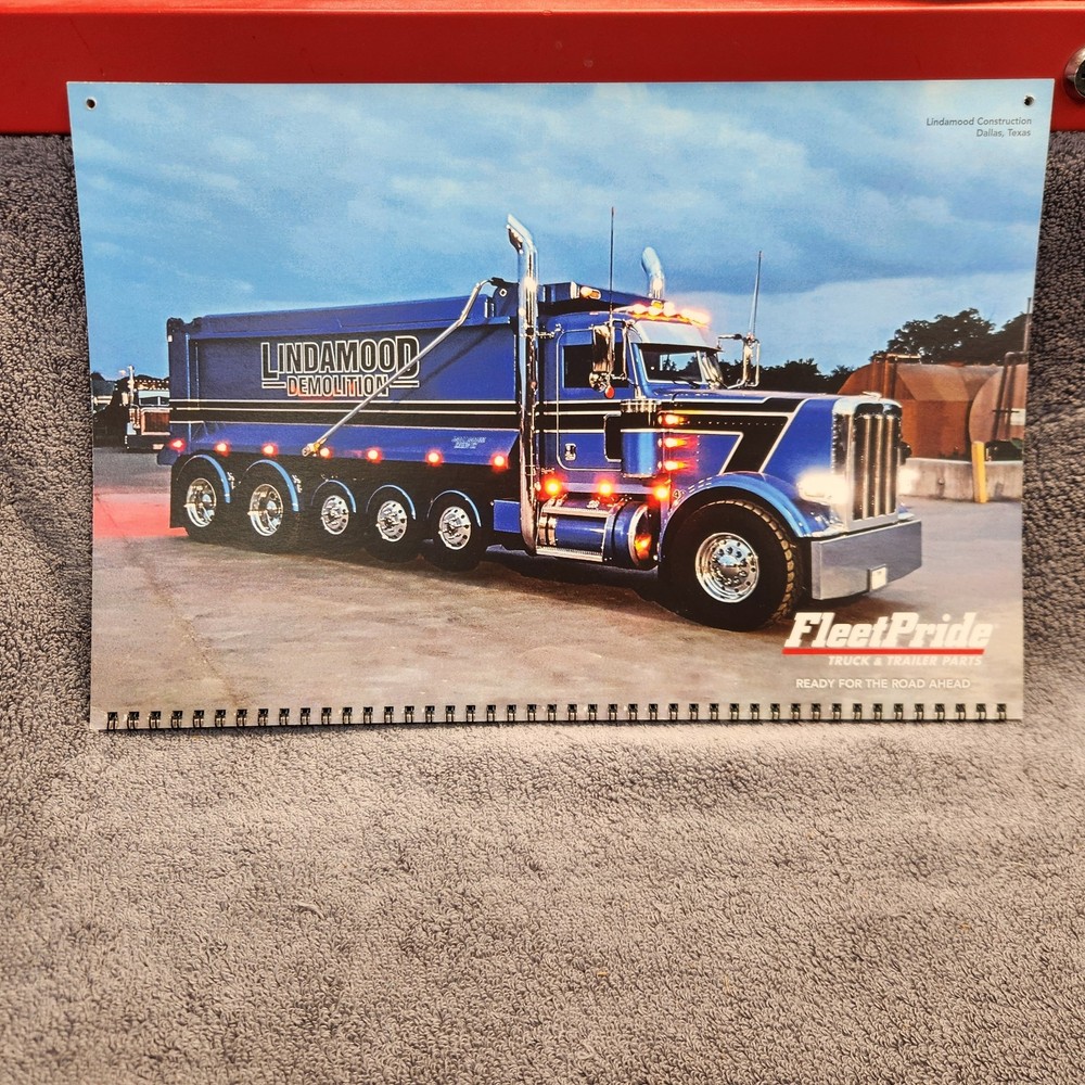 Fleetpride 2018 Calendar. Tractor Trailers. Excellent Condition.
