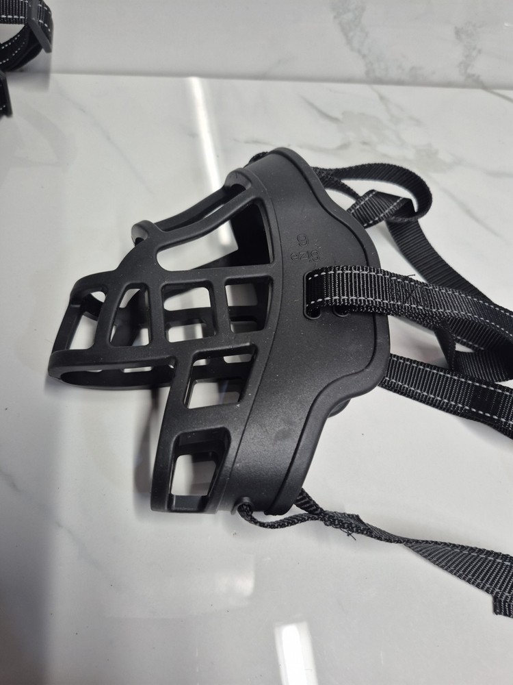 Dog Muzzle Size 6 Dog Training Large Breed Rubber Nylon Black No Box.