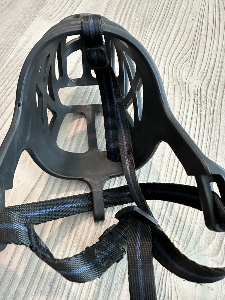 BARKLESS Dog Muzzle, Basket Muzzle Anti Biting Chewing Size 4