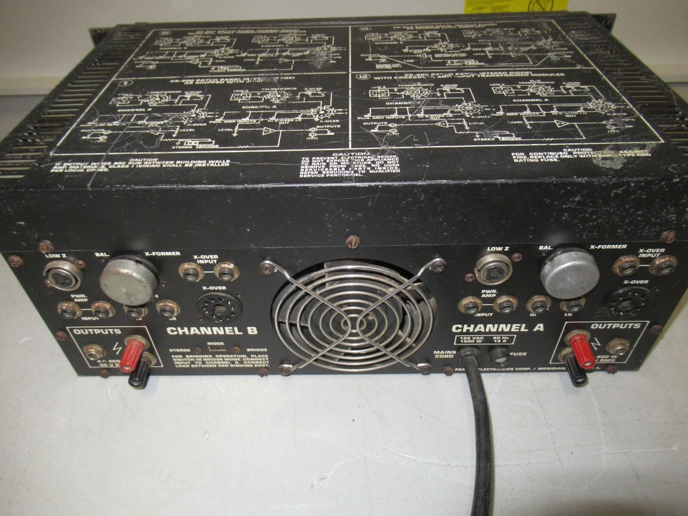 Peavey CS 800 Power Amplifier (read)