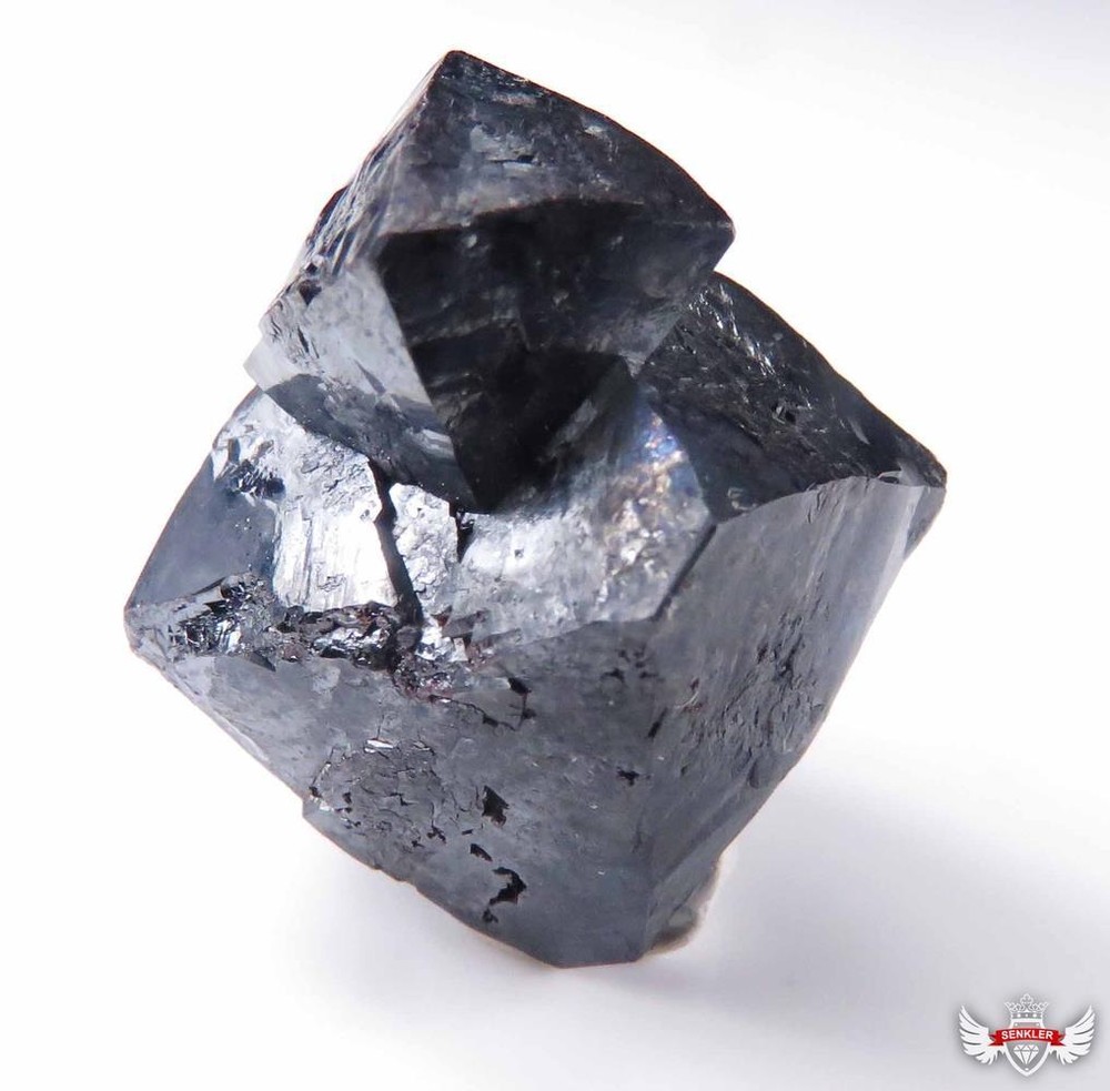 108.62CT. COMPLETE TWINNED CUPRITE - RUSSIA