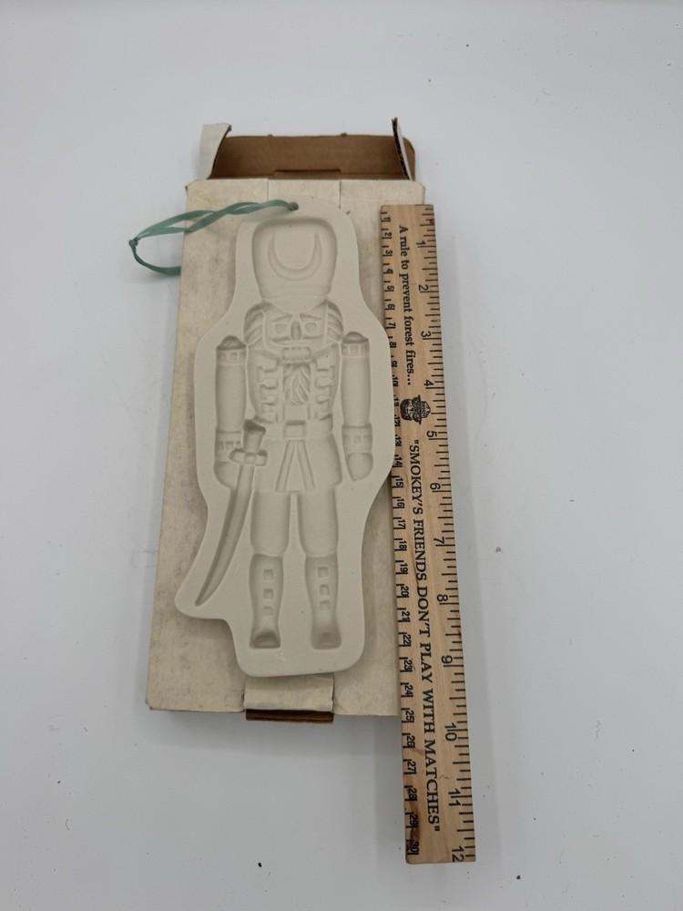 Vtg Hsrtstone Pottery Nutcracker Stonware Cookie Mold