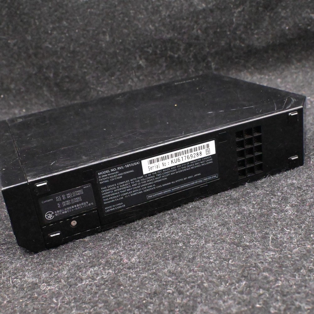 NINTENDO WII BLACK CONSOLE RVL-101 BUNDLE W/ CONTROLLER NUNCHUK SENSOR & CABLES