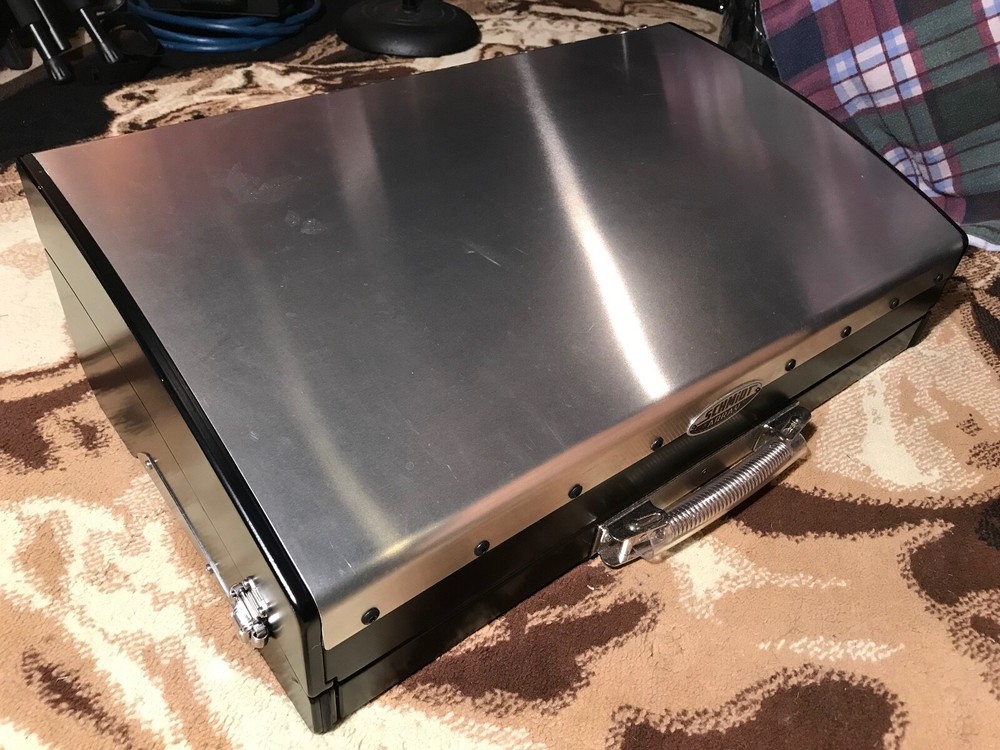 GigRig G2 Custom Guitar Pedal Board, 13 pedals/components, Schmidt Array w/Lid