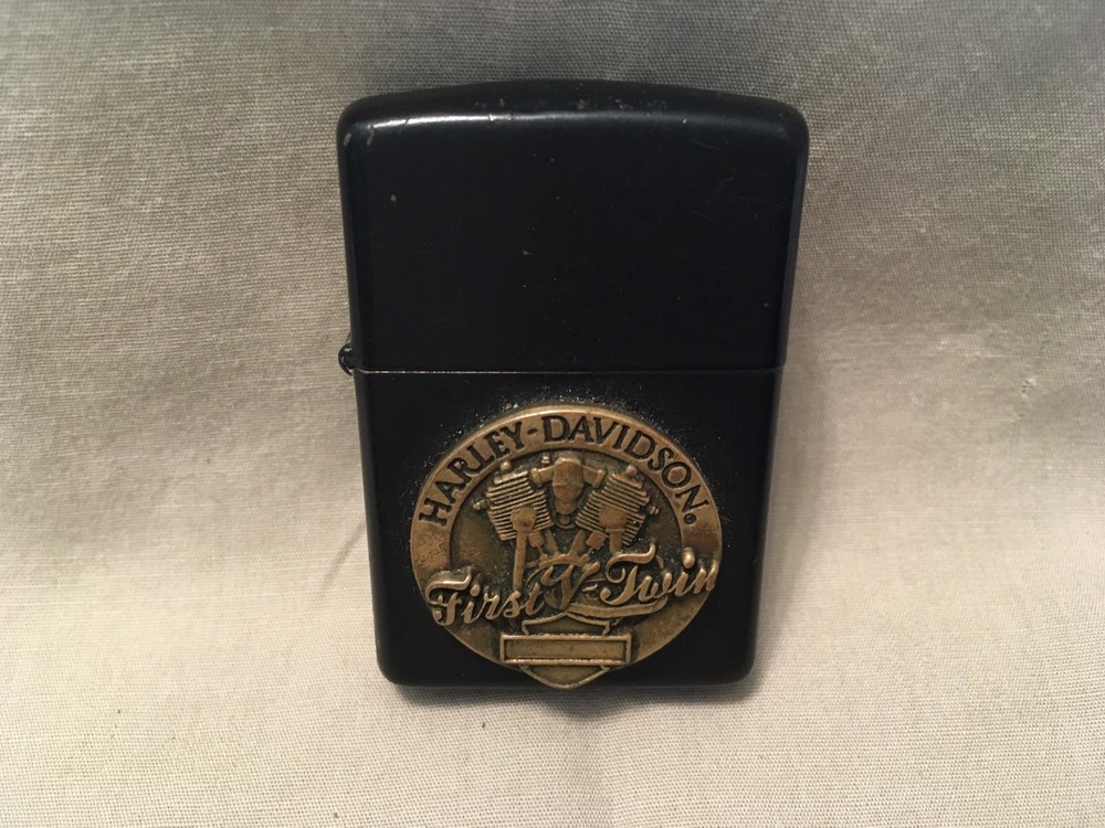 Zippo 1993 Harley Davidson First V-Twin Lighter