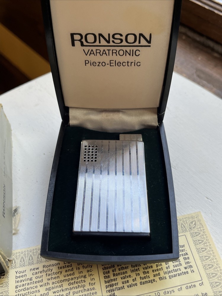 RONSON VARATRONIC Piezo-Electric Silver Engine Turned Lighter Made W. Germany