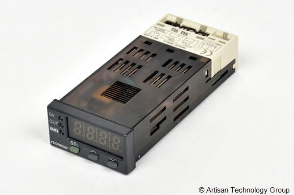 OMEGA CN4322TRR1-R2 Controller