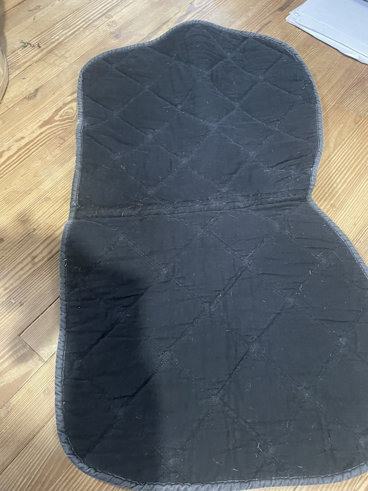 Perri’s Pink Camo Saddle Pad