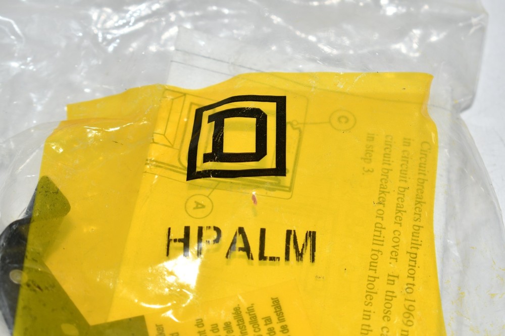 NEW SQUARE D HPALM Handle Padlock Attachment