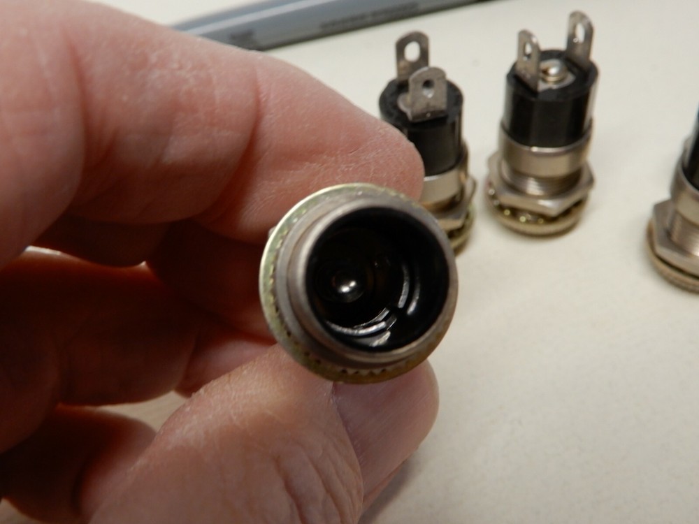 Dialco Metal/Plastic Panel Indicator Sockets Qty 5 NOS w/ Hardware For Bayonet