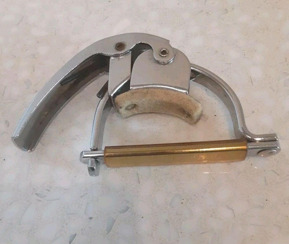 Hamilton Guitar Capo Lever Previously Owned