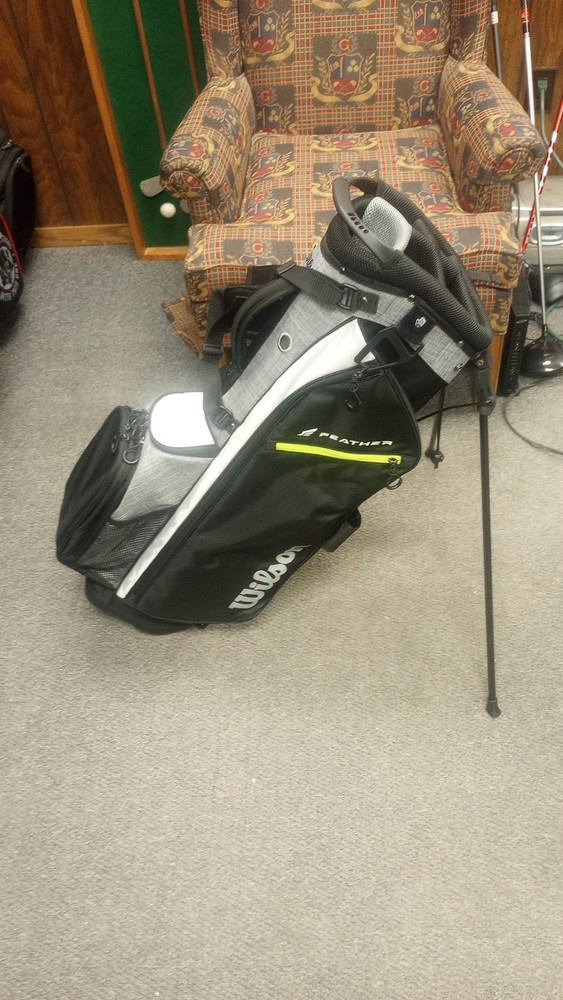 Wilson Feather Stand Bag