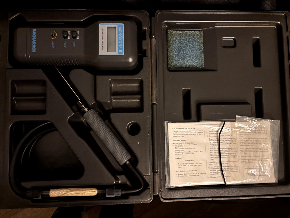 BACHARACH 19-7047 MONOXOR II ELECTRONIC GAS ANALYZER