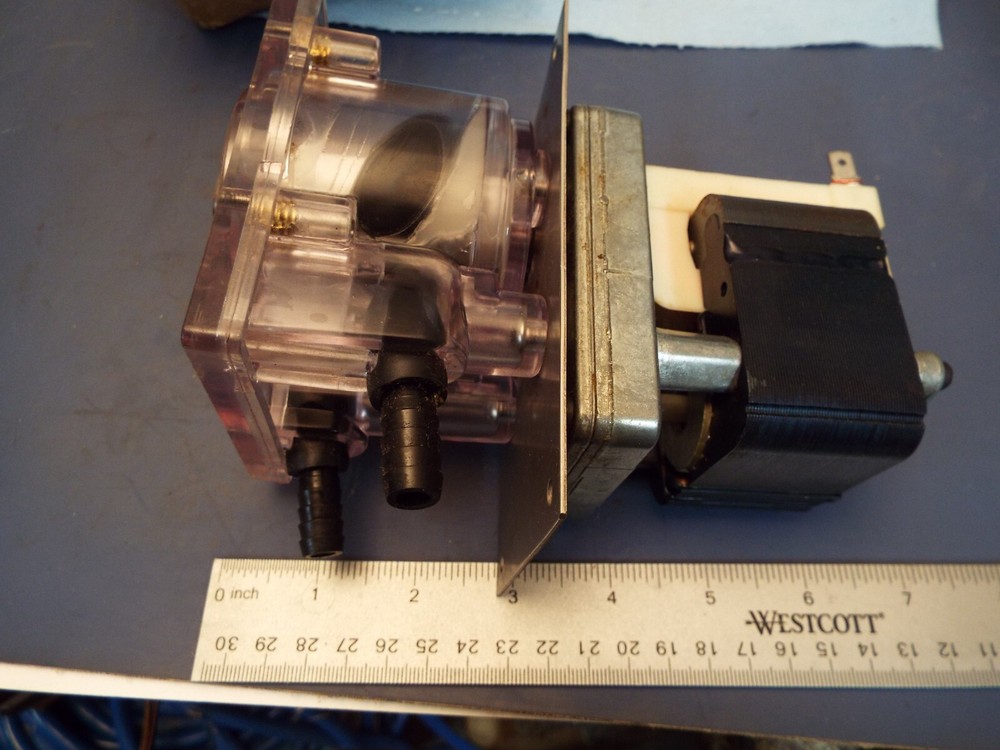 ECOLAB Peristaltic Pump Single Roller 100V