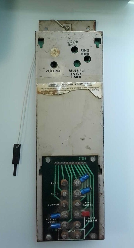 NuTone 476 Intercom Amplifier