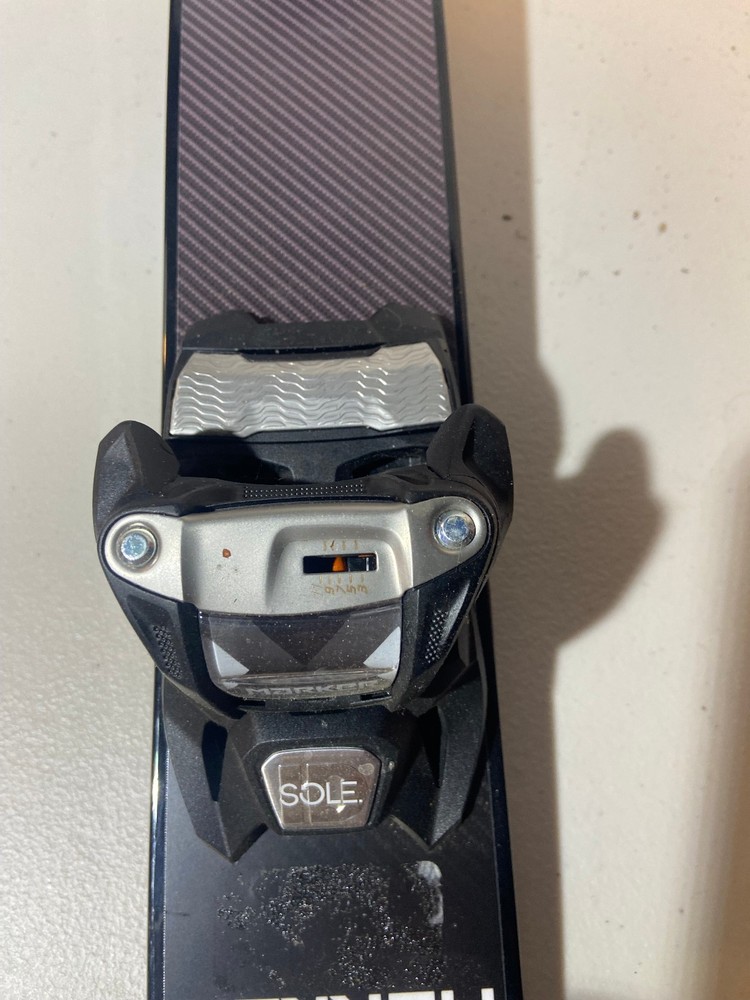 Marker Squire 11 Binding Black new